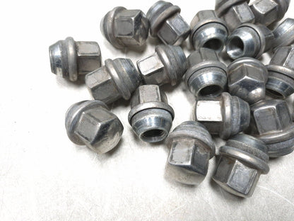 2018 Chrysler 300 Wheel Lug Nut 20pcs OEM
