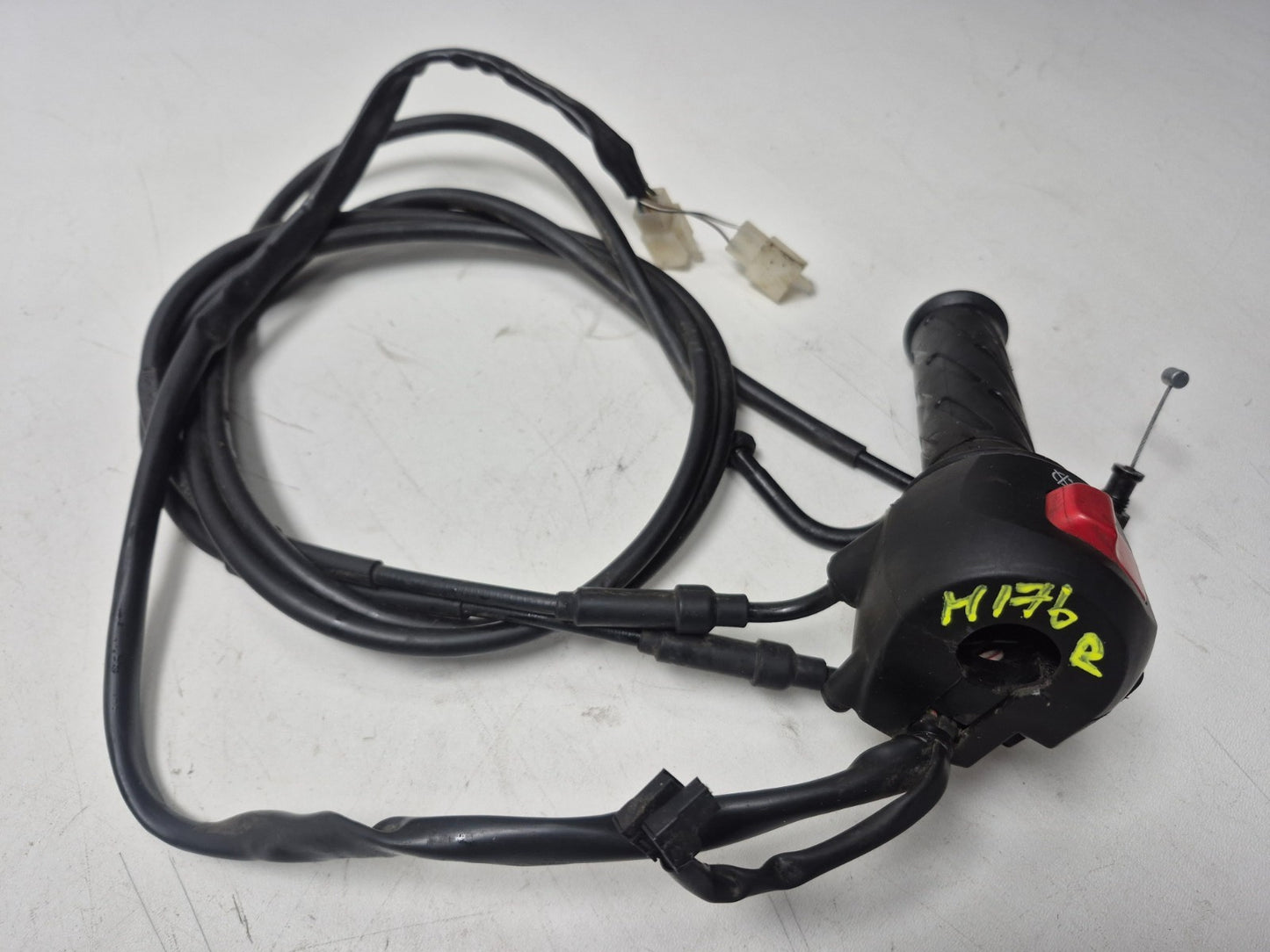 2022 Moto Guzzi V7 Right Handlebar Kill Of Start Switch & Throttle Grip OEM