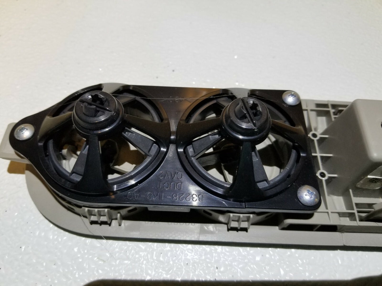 11 12 13 Honda Odyssey Middle Driver Overhead Roof Light Lamp W/ AC Air Vent OEM