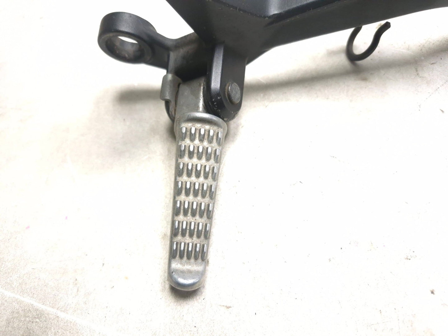 2023 Kawasaki Ninja Ex 400 Rear Footrest OEM