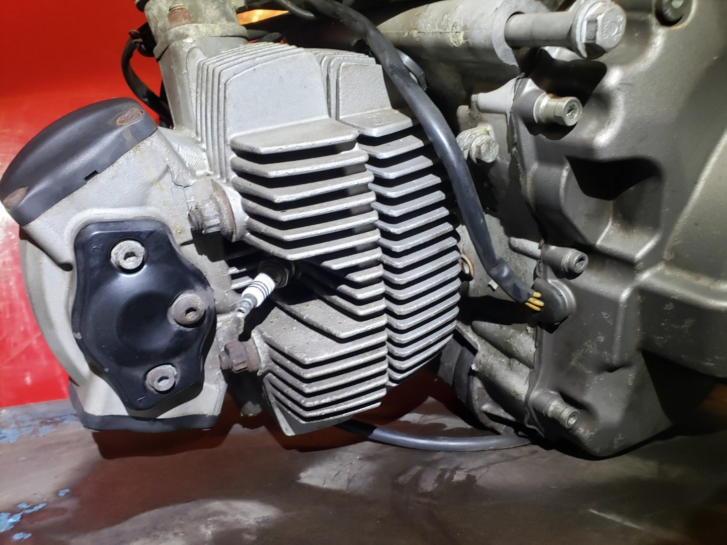 2011 Ducati Monster 696 Engine Motor OEM