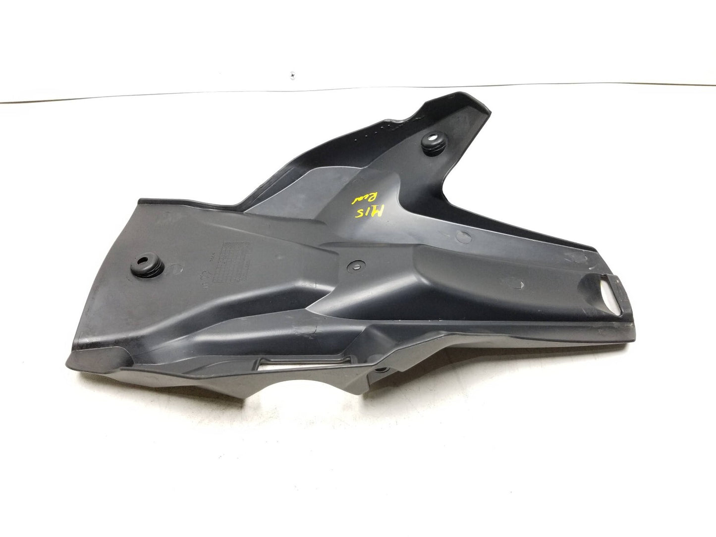 20 - 24 Benelli 302s Rear Back Mud Guard OEM 1609 Miles