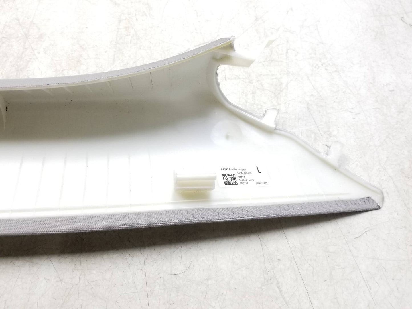 2017-2023 Alfa Romeo Stelvio A Pillar Trim Cover Right & Left OEM