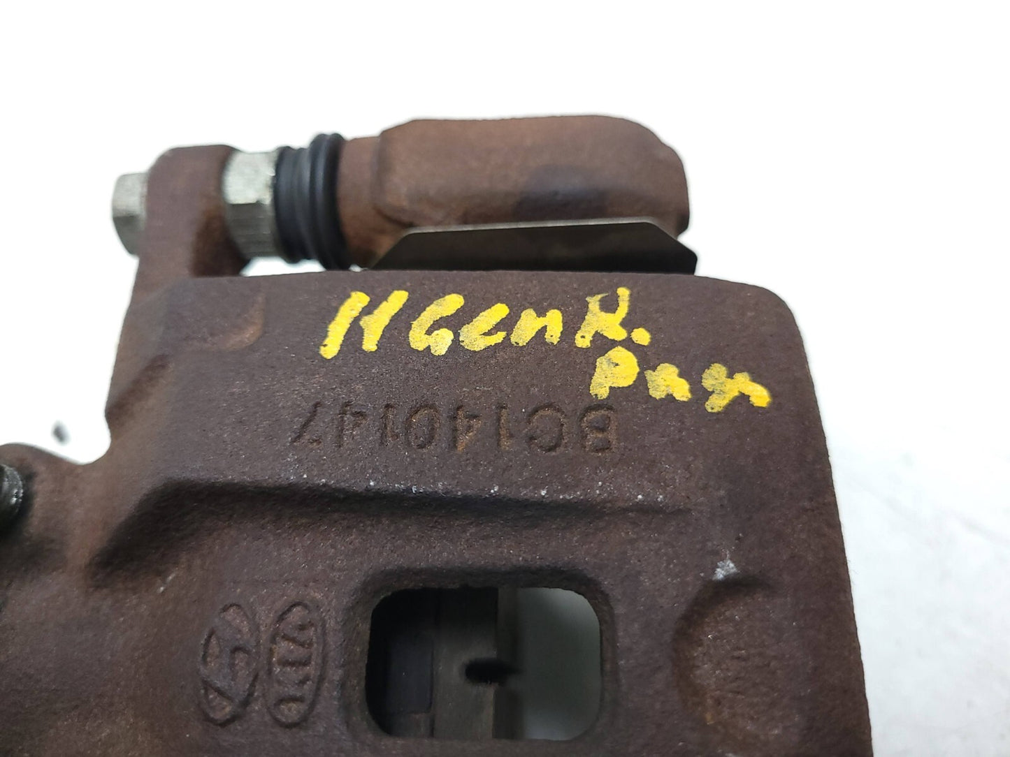 2011 Hyundai Genesis Coupe Brake Caliper Rear Passenger Right Pair OEM