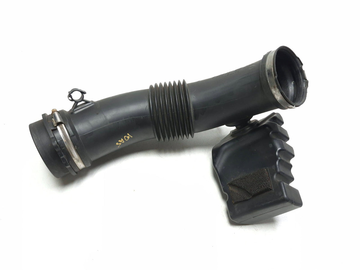 2010 Audi A5 3.2l Air Intake Hose 06e 911 133 H OEM