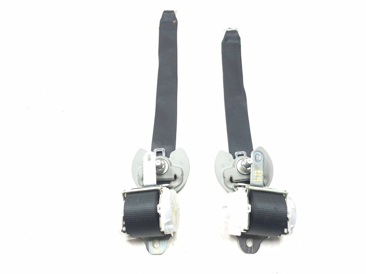 2017 Toyota Highlander 3rd Row Rear Seat Belt Retractor Lh & Rh OEM