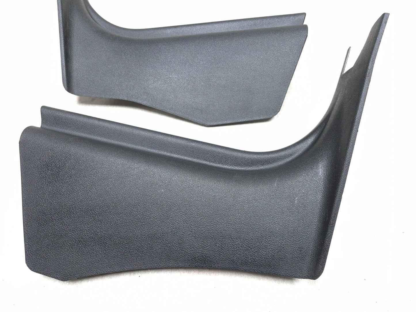 2013 Dodge Grand Caravan Front Kick Panel Trim Left & Right Pair Oem✅