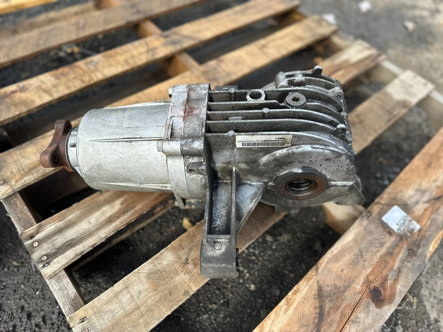 2017 Dodge Journey Rear Differential Carrier 3.6l OEM