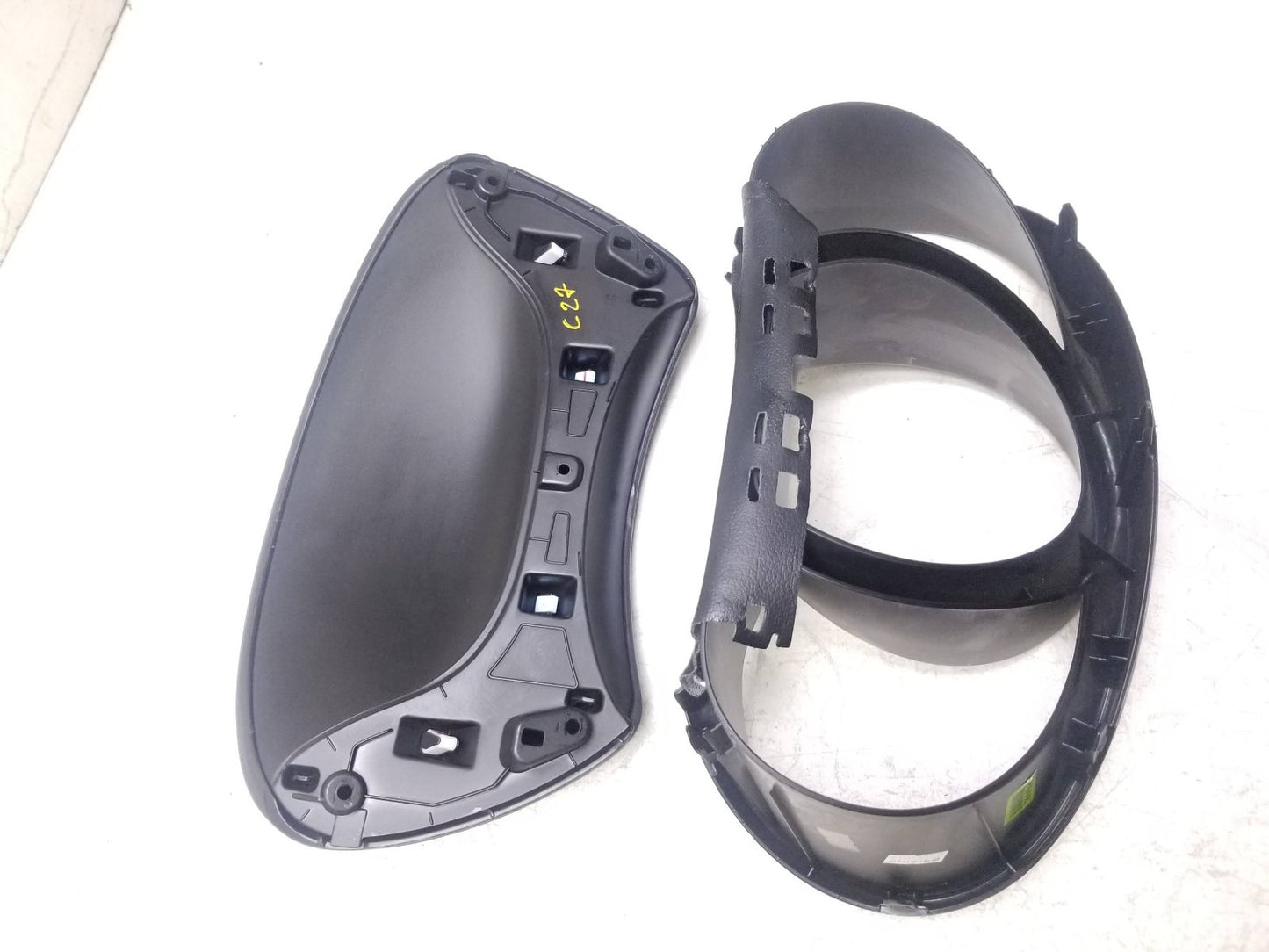 2014 - 2019 Kia Soul Speedometer Cluster Bezel Trim OEM