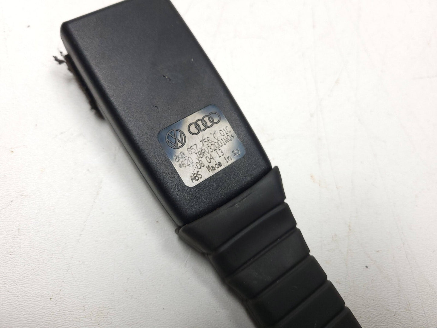 2011 - 2015 Audi A4 Front Seat Belt Buckle Passenger Side Right OEM