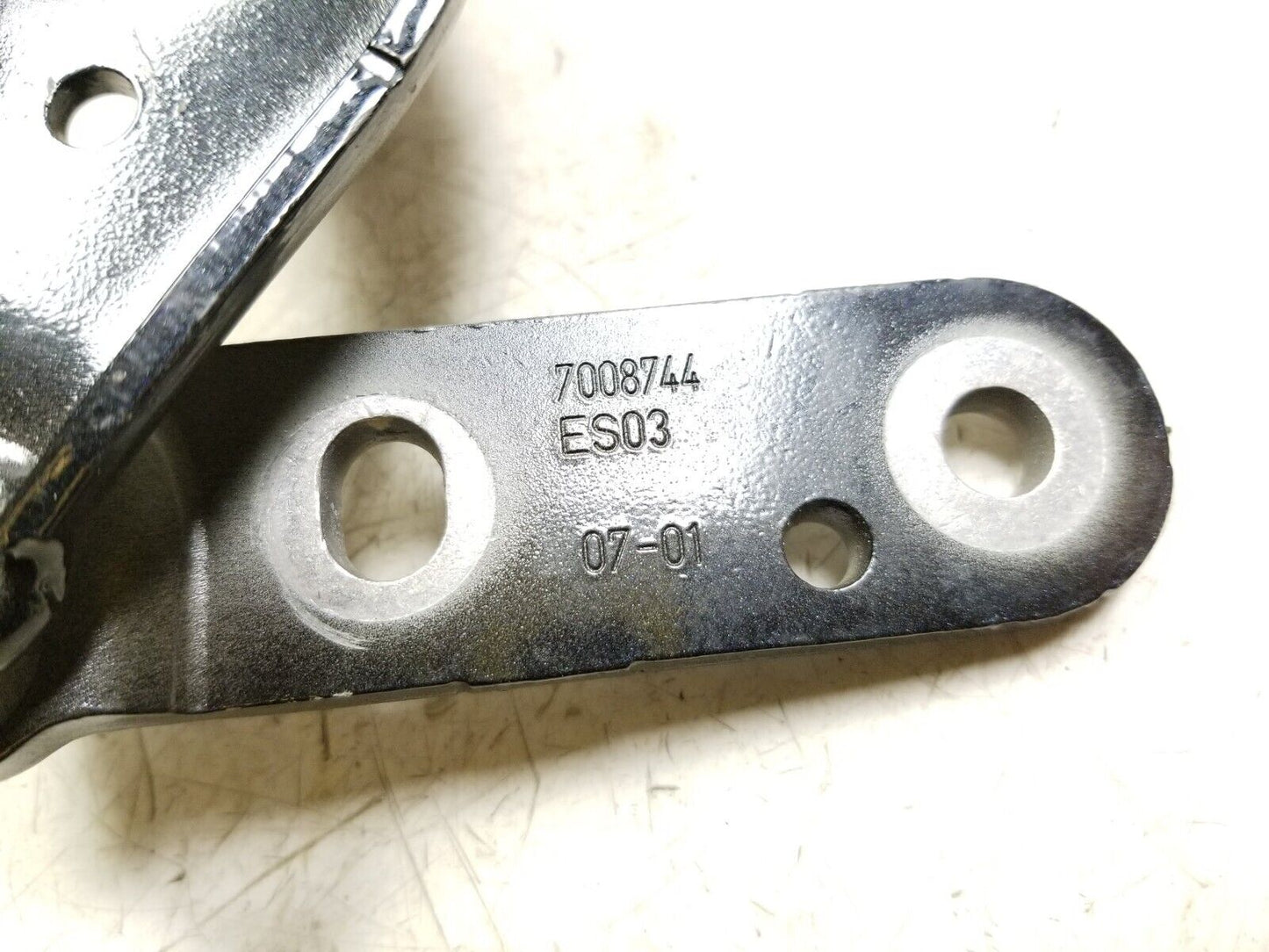 06 07 08 09 10 BMW 650i Trunk Lid Hinge Pair OEM