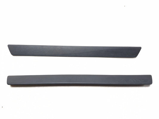 2011 Toyota Prius Front Door Sill Scuff Step Plate Left & Right  OEM