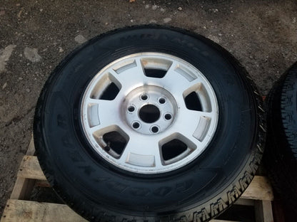 10-14 Chevrolet Suburban Wheel Goodyear Wrangler 265/70r17 11.5/32" 4pcs OEM