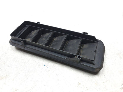 14-19 Chevrolet Silverado 1500 Rear Quarter Panel Pressure Air Vent Lh & Rh OEM