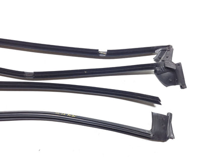 202 Volkswagen Cc Door Window Weatherstrip Seal 4pcs OEM