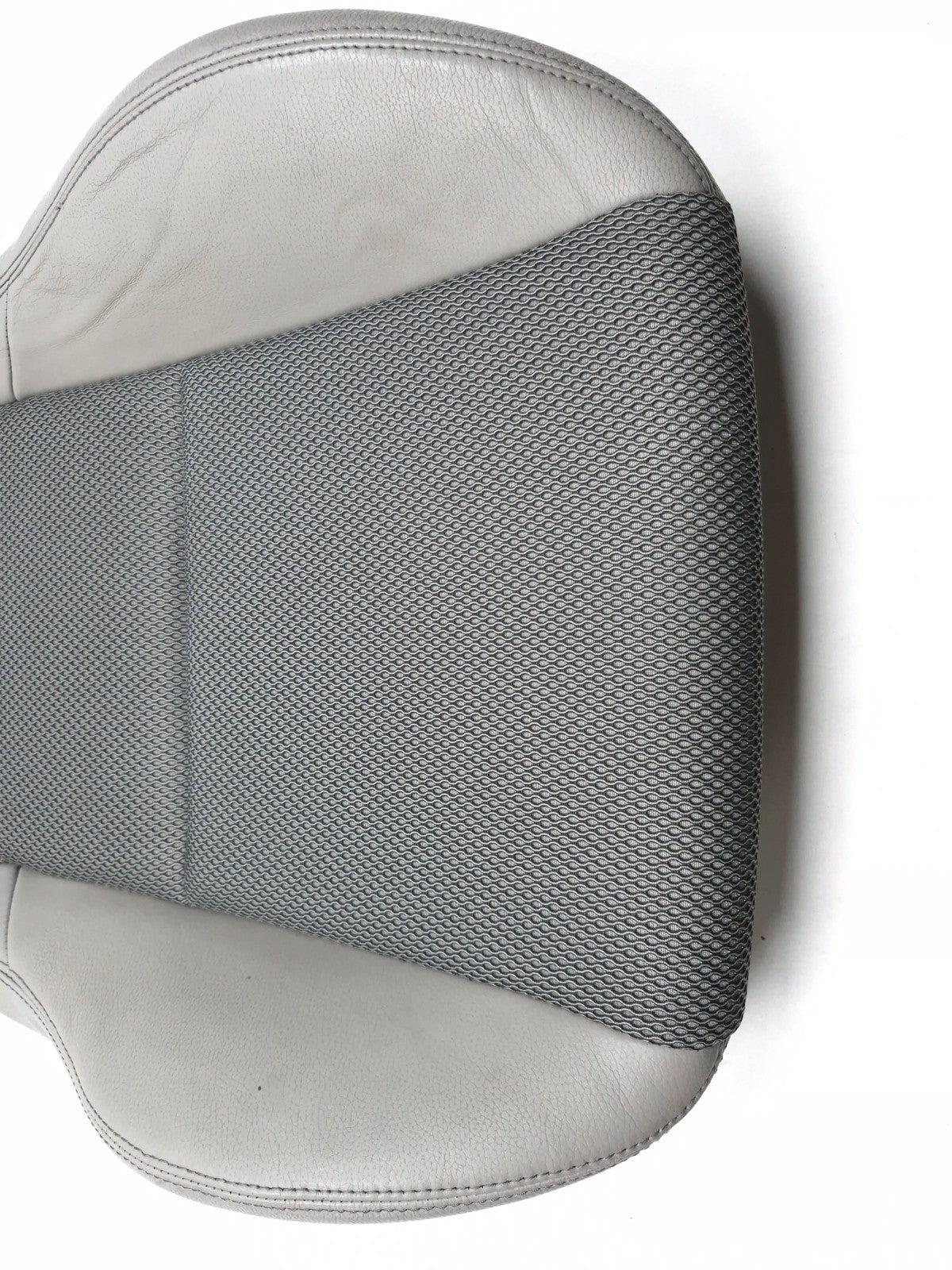 2013 Hyundai Genesis Front Seat Lower Cushion Driver Side Left OEM