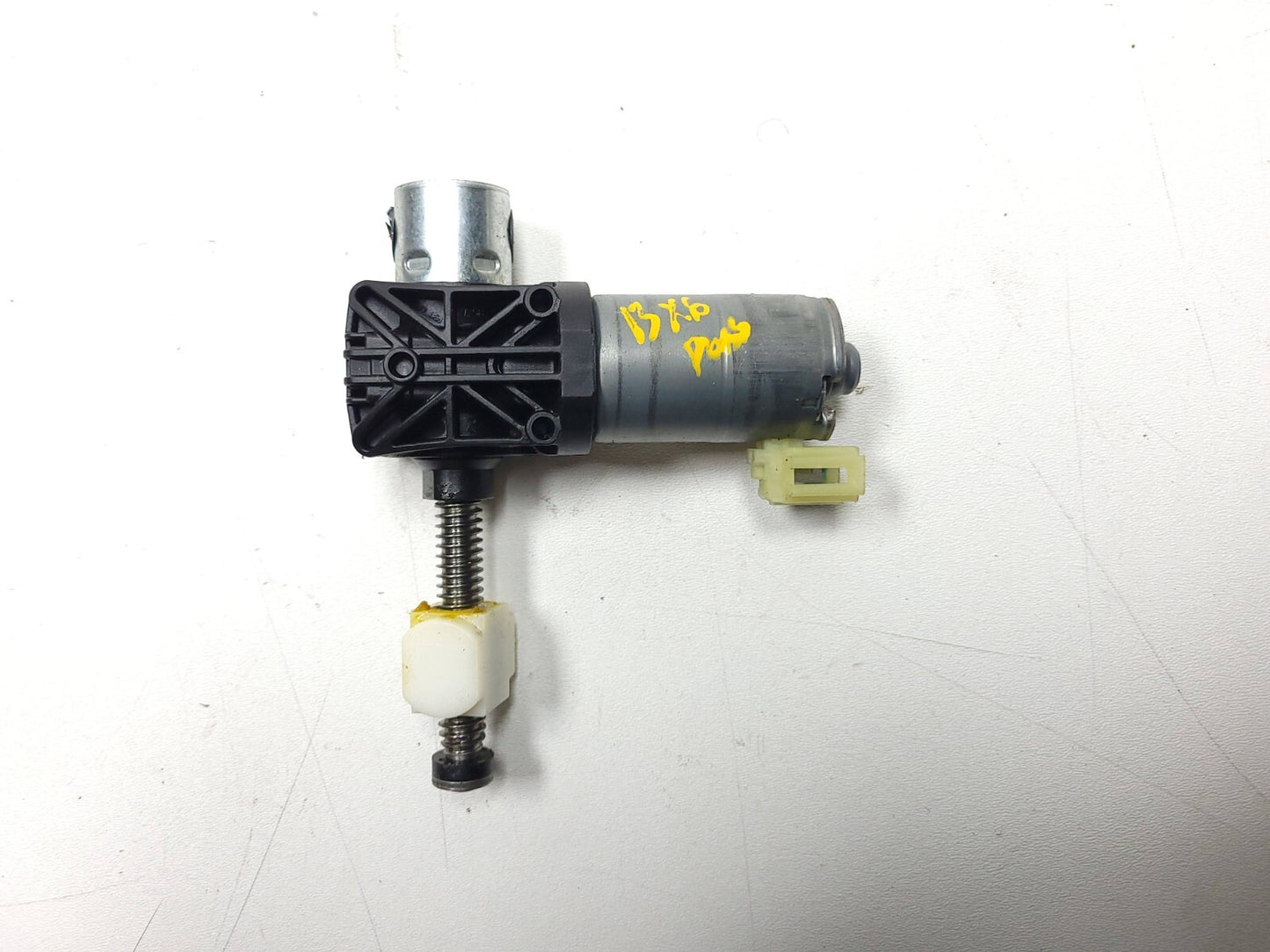 2012 - 2014 BMW X6 Seat Adjustment Motor Front Passenger Side Right OEM