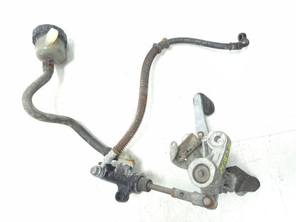 1991 Yamaha Fzr600r Front Right Foot Peg & Bracket W/ Master Cylinder &pedal OEM