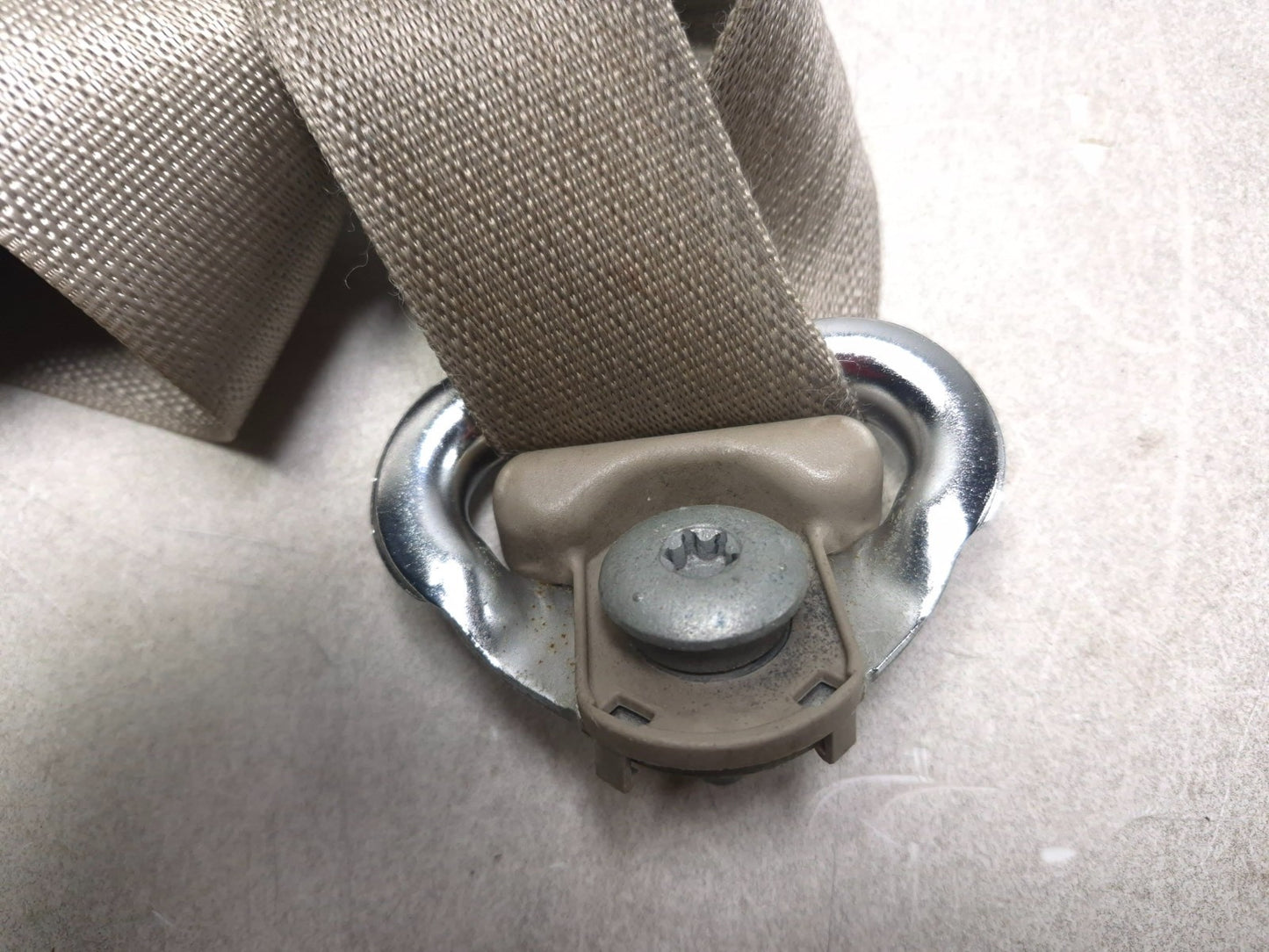 2008 Lincoln Navigator Front Seat Belt Retractor Left & Right OEM