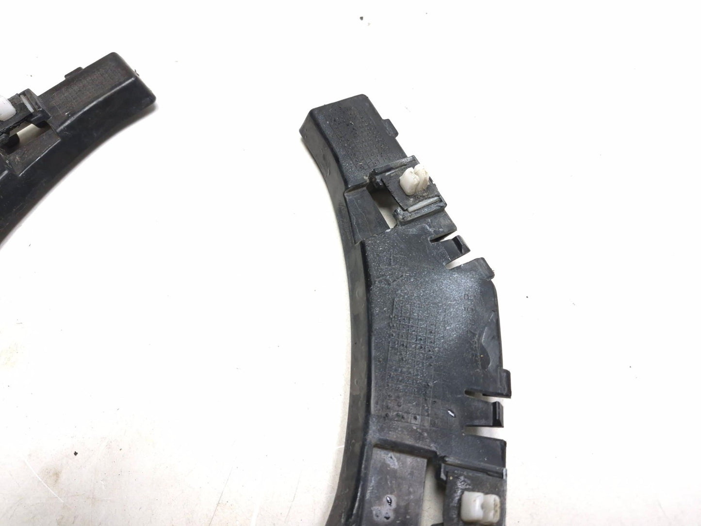2020 Dodge Challenger 5.7l Rear Bumper Support Bracket Left & Right Pair OEM