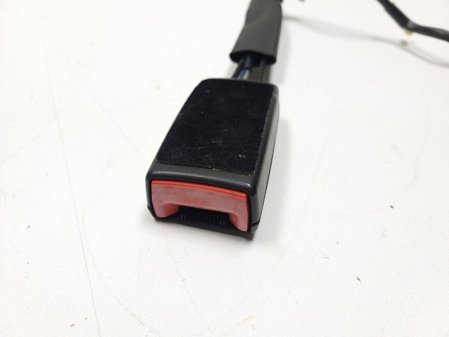 2013 - 2016 Ford Front Right Passenger Seat Belt Buckle Latch OEM