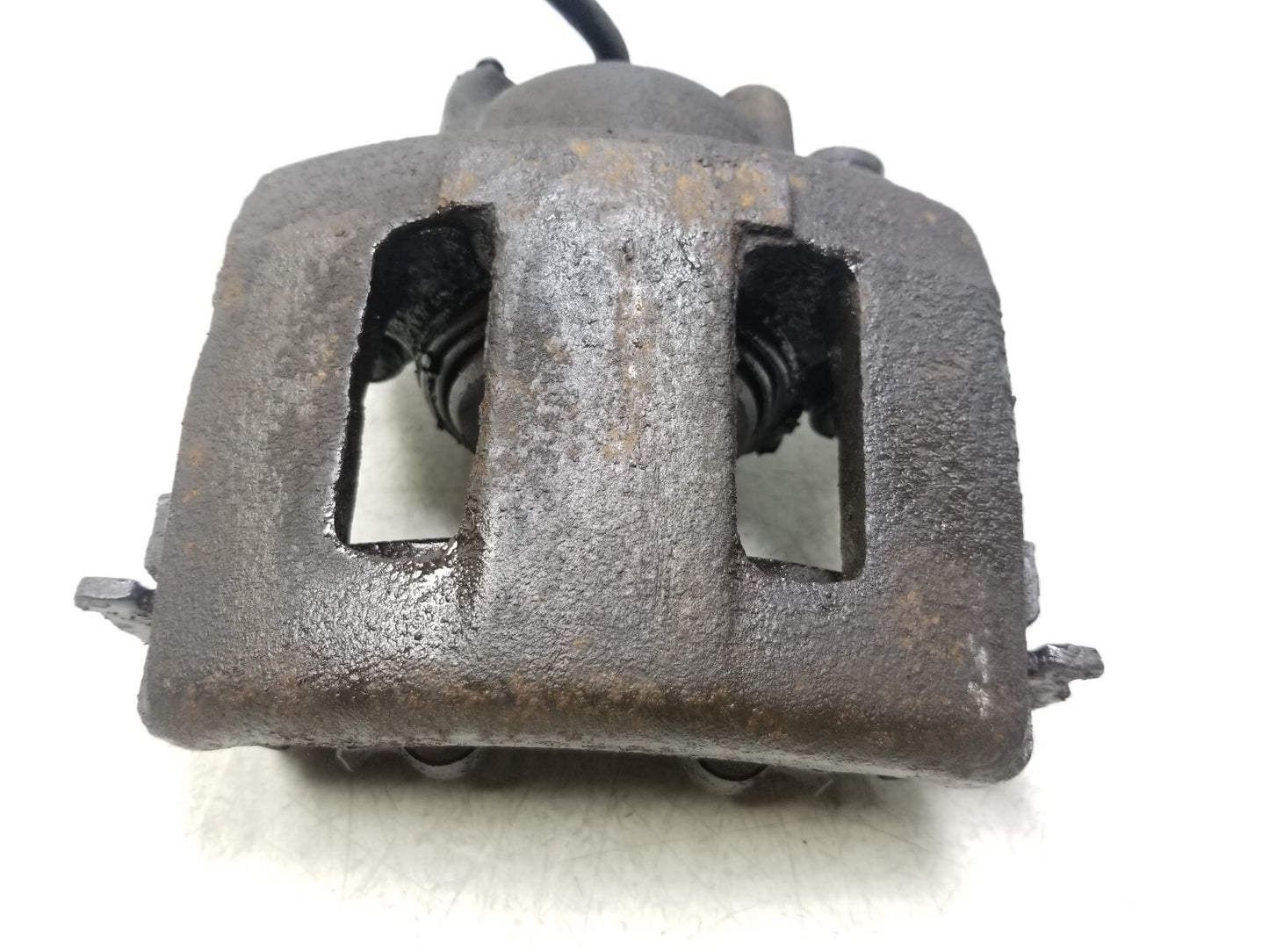 1997 Jeep Grand Cherokee Front Left & Right Brake Caliper OEM