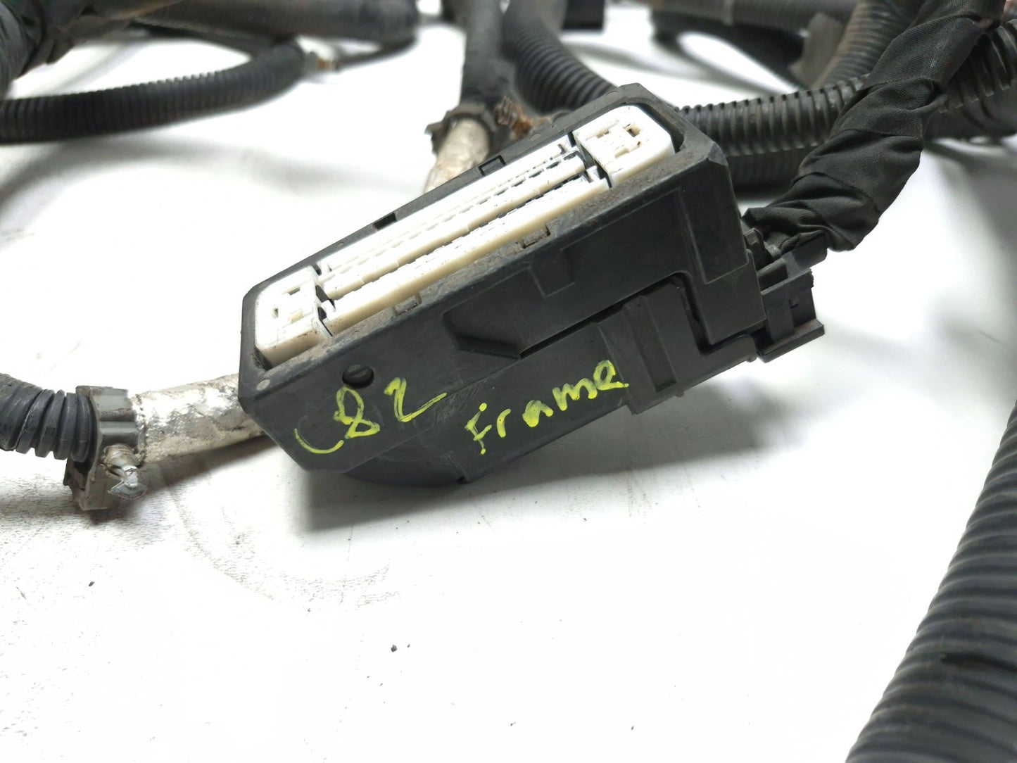 2013 Cadillac Escalade Esv Chassis Frame Wiring Harness OEM