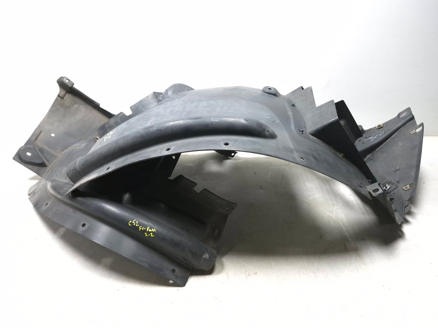 2008 BMW X6 Xdrive50i Front Left & Right Fender Liner 4 Pcs OEM
