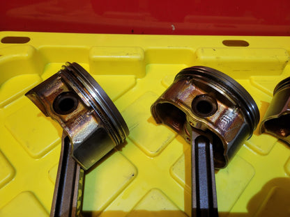 2011 Ford Transit Connect Piston W/ Connecting Rod 4pcs OEM