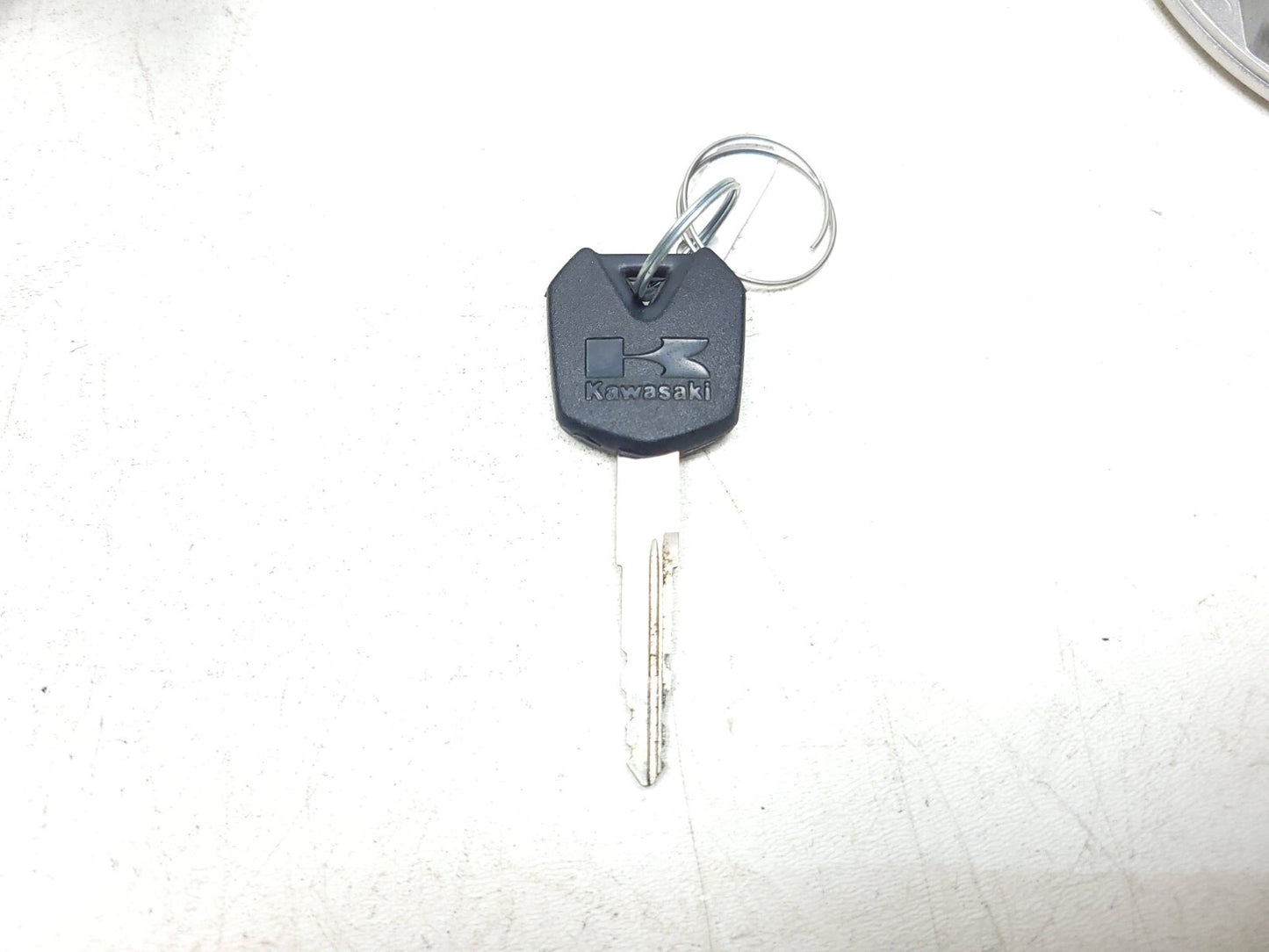 17-26 Kawasaki Kle300 Versys-x 300 Ignition Set Key Lock Fuel Tank Cap Triple