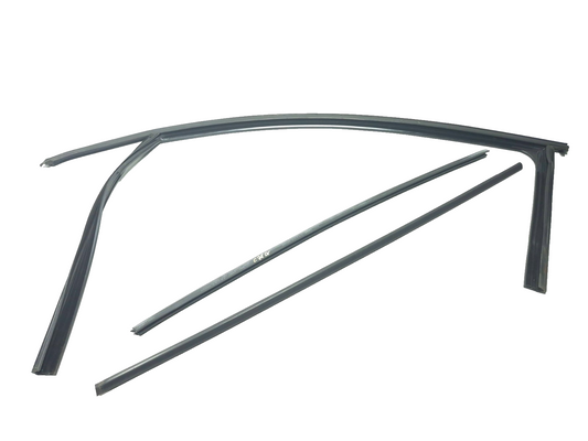 2012 Volvo C30 Front Left Driver Door Window Belt & Weatherstrip Seal OEM