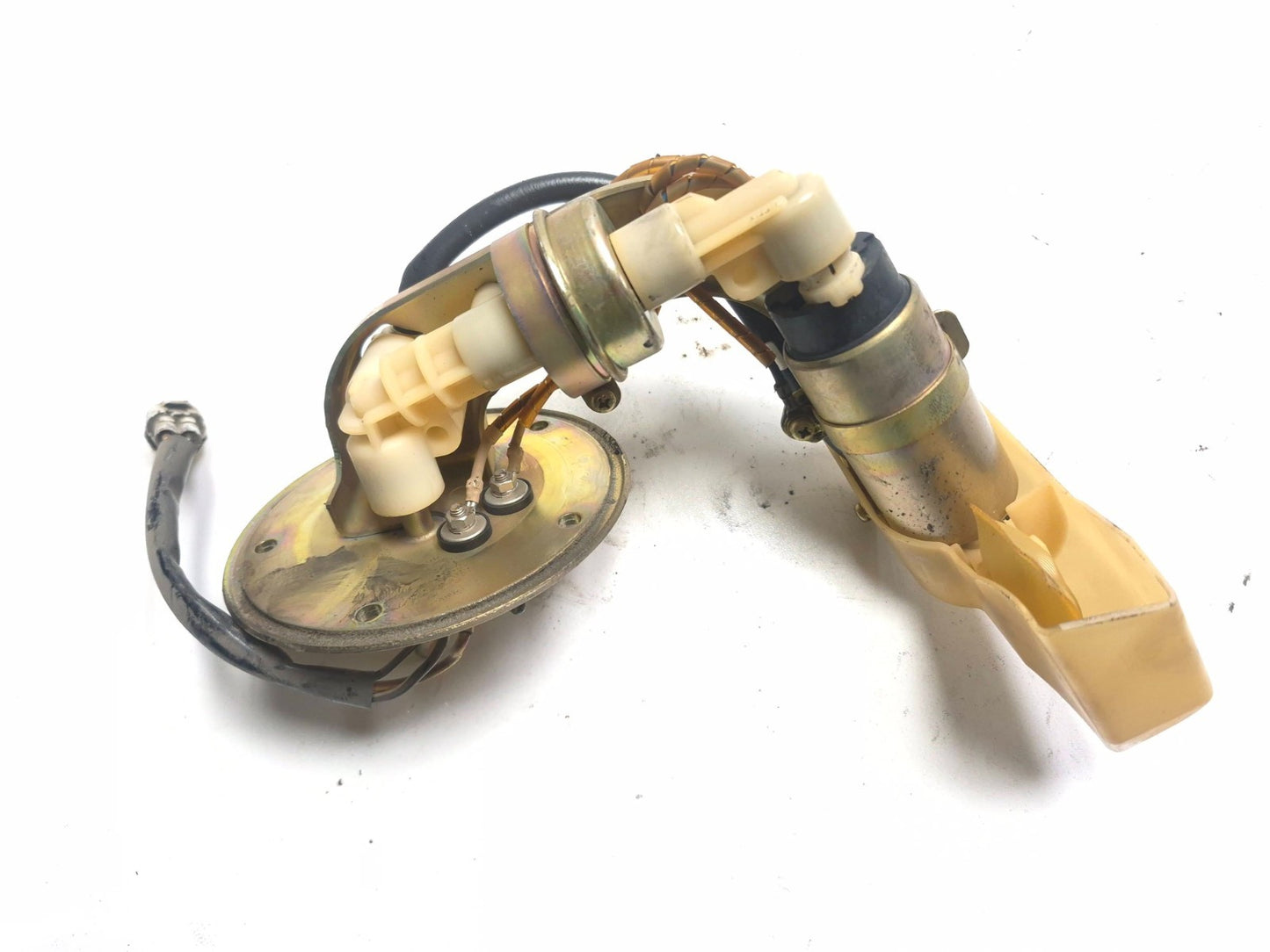 2005 Suzuki C50 Boulevard Fuel Pump OEM
