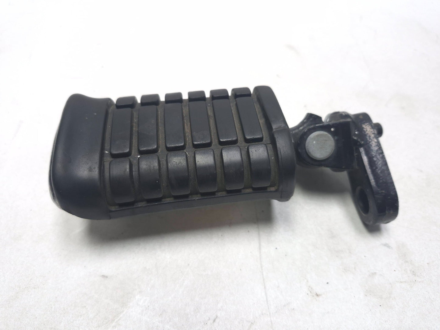 1987 Honda Goldwing 1200i Front & Rear Footrest Peg Assy 4 Pcs  OEM