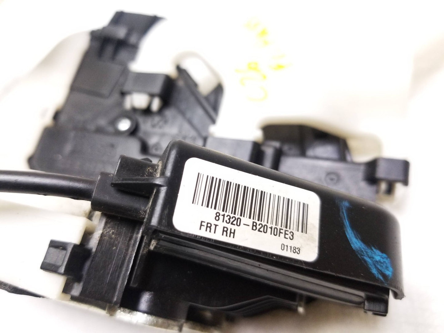 2014 - 2019 Kia Soul Door Lock Actuator Front Passenger Side Right OEM