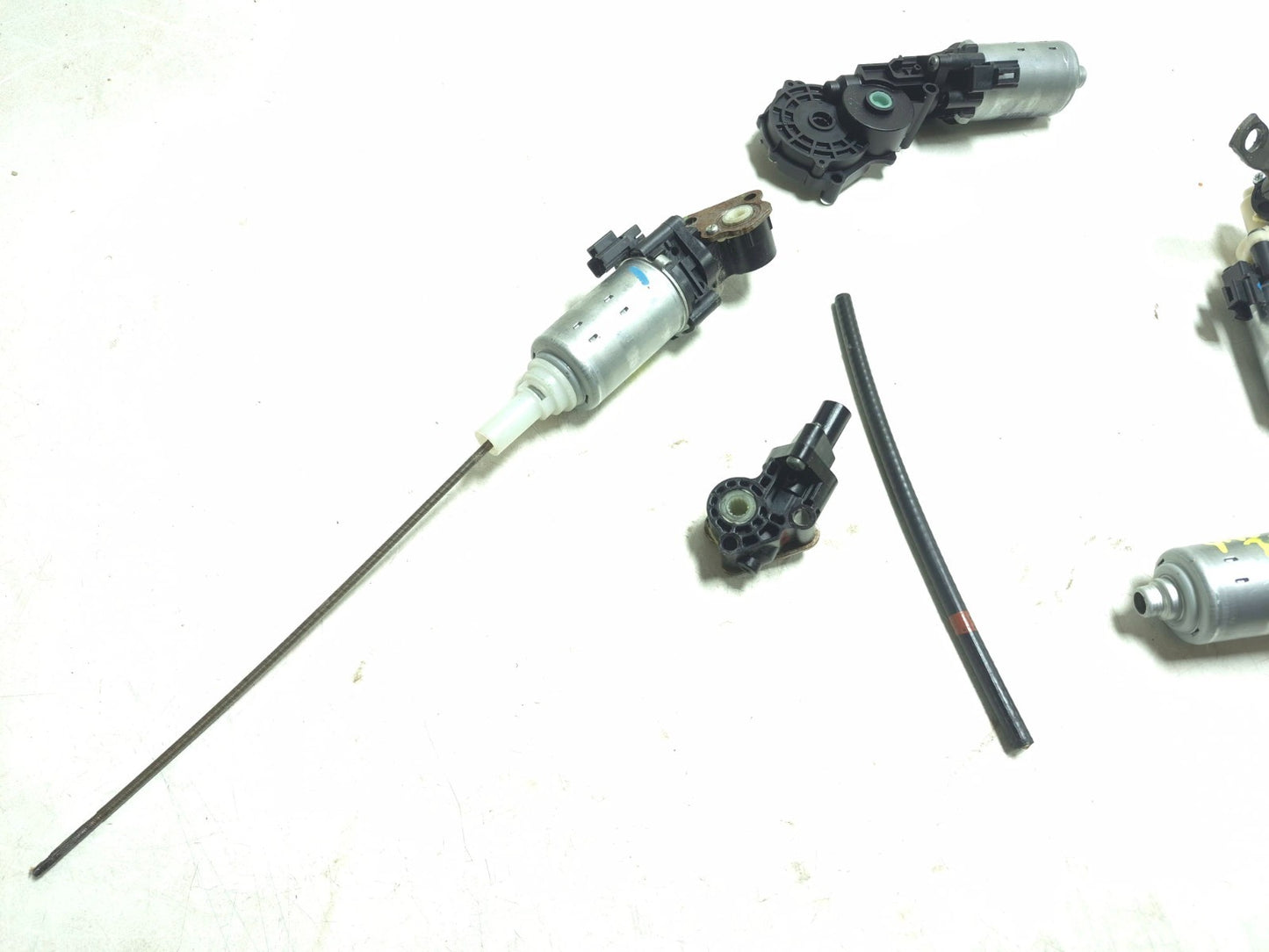 2009 Lexus IS250 Seat Adjustment Motor Front Passenger Side Right OEM