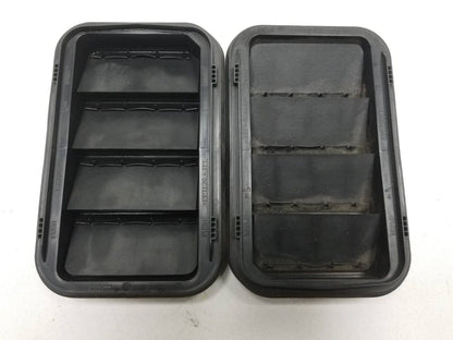 13 14 15 16 GMC Acadia Cab Pressure Vent 2pcs 13502349 OEM
