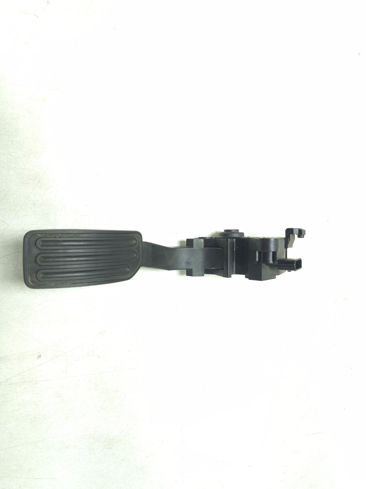 2012 Nissan Leaf Gas Pedal Accelerator OEM