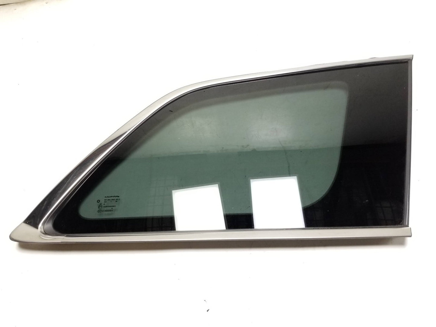 2012 Jeep Grand Cherokee Quarter Vent Glass Rear Passenger Side Right OEM ☑️
