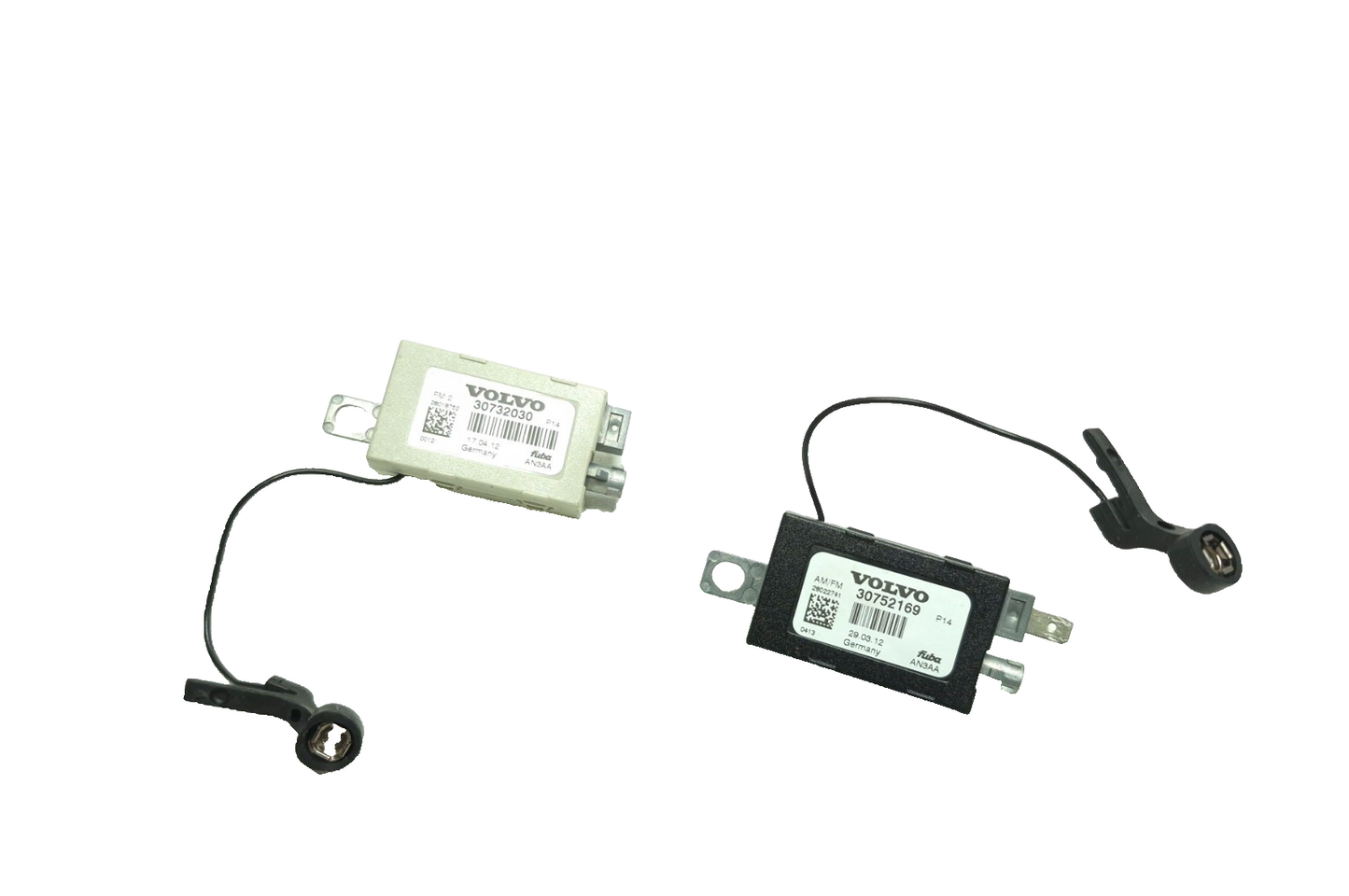 2012 Volvo C30 Antenna Amplifier Pair OEM