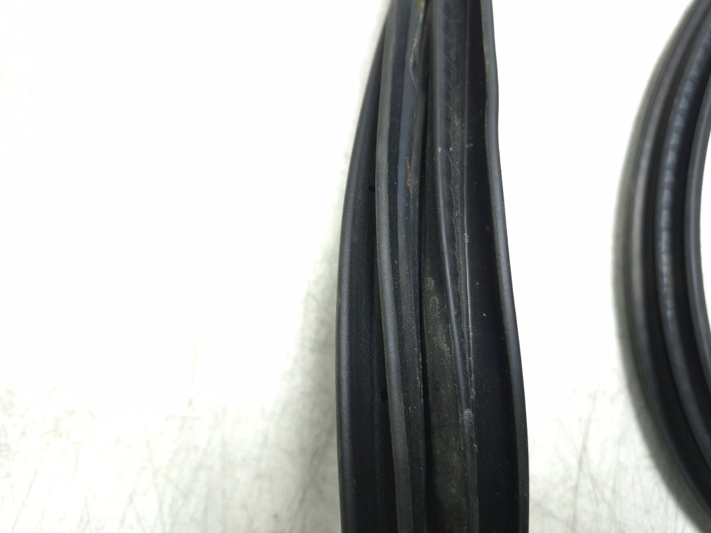 2013 Ford Focus Rear Door Weatherstrip Seal Left Driver Side 4 Pcs OEM