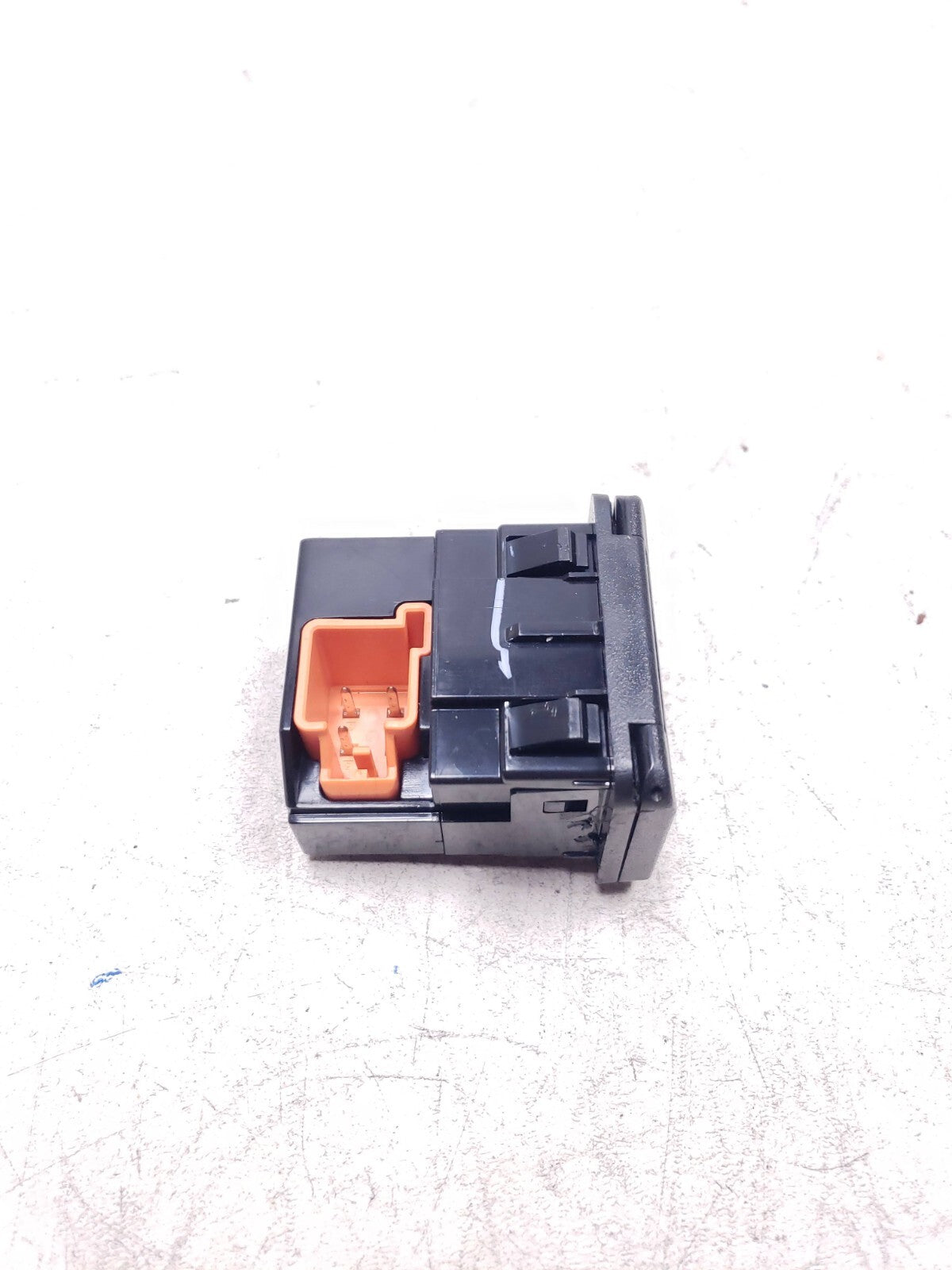 2007-2012 Dodge Caliber Sxt Power Inverter Outlet OEM
