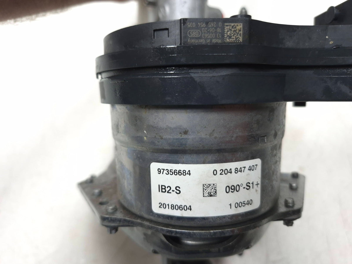 2018 Tesla Model 3 Brake Booster W/ Master Cylinder 1044671-00-d OEM