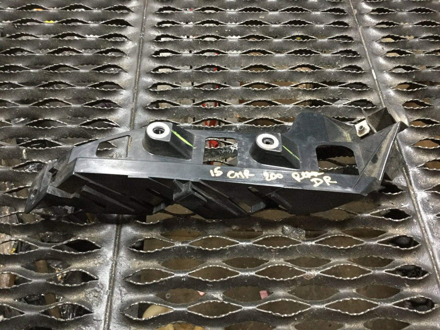 15 16 17 Chrysler 200 Bumper Face Bar Bracket Rear Left Driver Side OEM