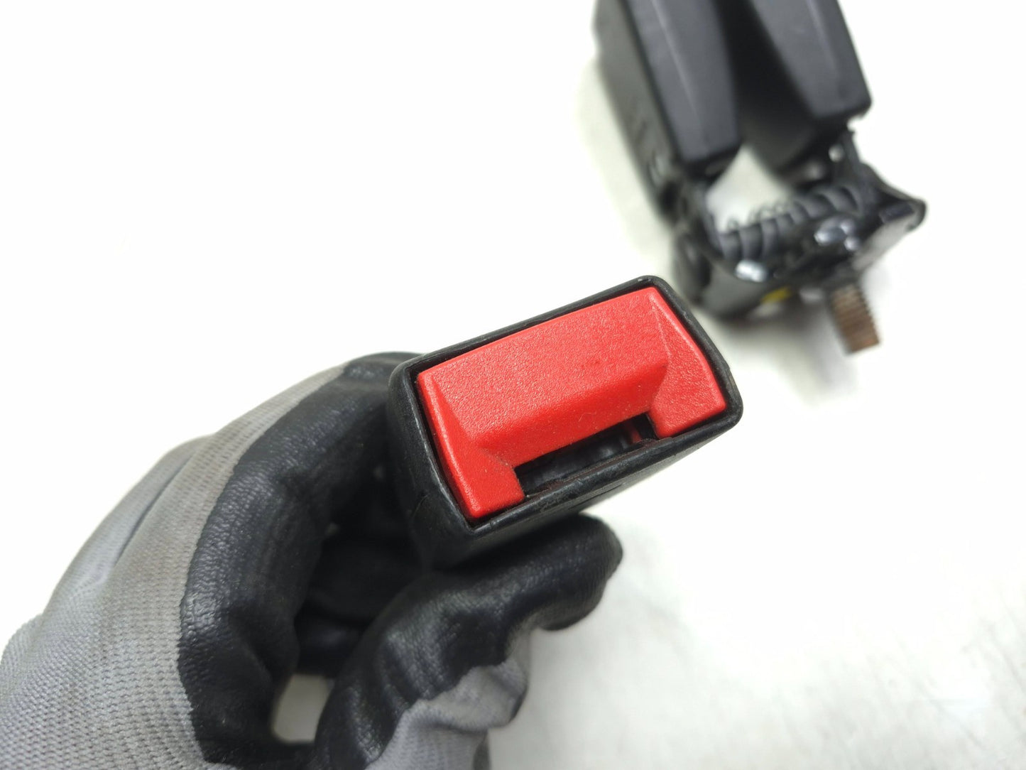 2017 Ford Focus Rear Seat Belt Buckle 3 Pcs OEM