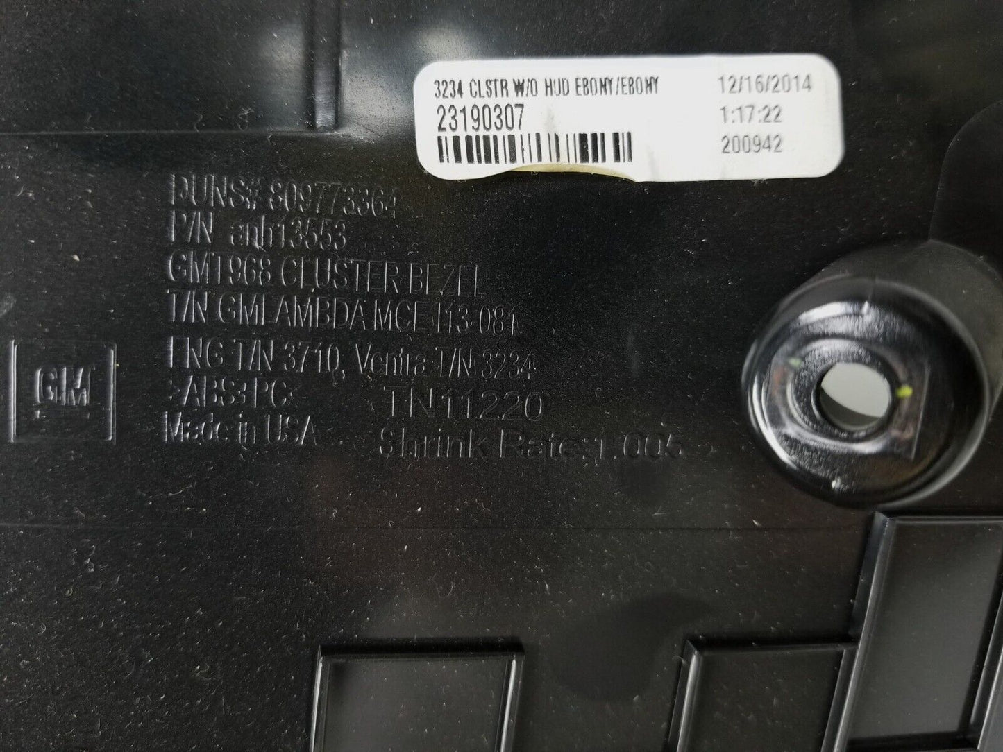 13 14 15 16 GMC Acadia Speedometer Dash Cluster Bezel 22851109 OEM