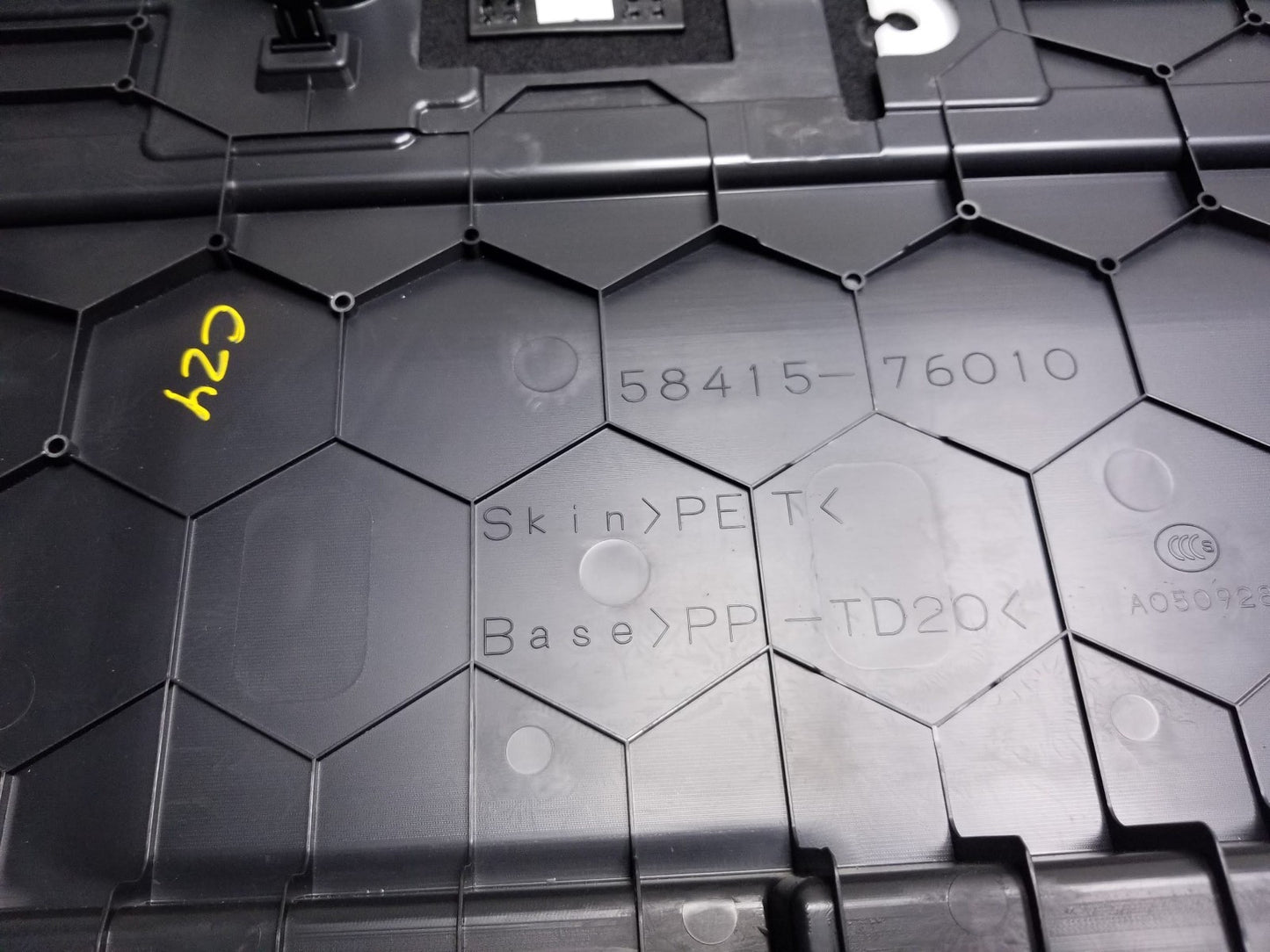 11-17 Lexus CT200h Trunk Boot Floor Mat Carpet 58415-76010 Oem✅