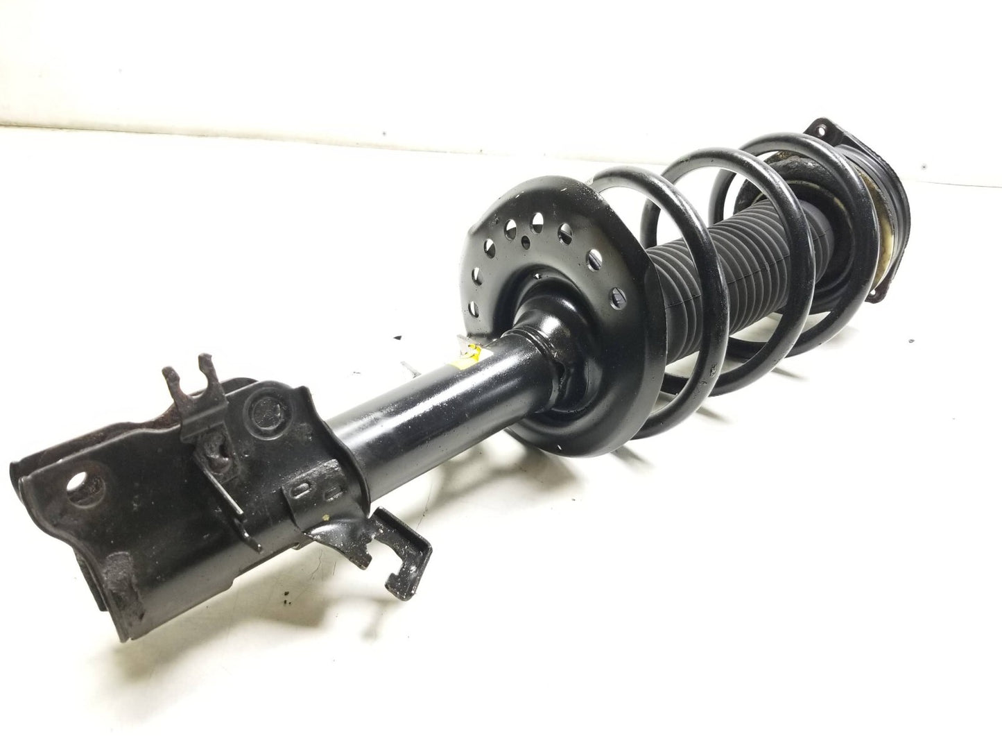 08-15 Nissan Rogue Front Shock Strut Absorber Left & Right Pair OEM ✅