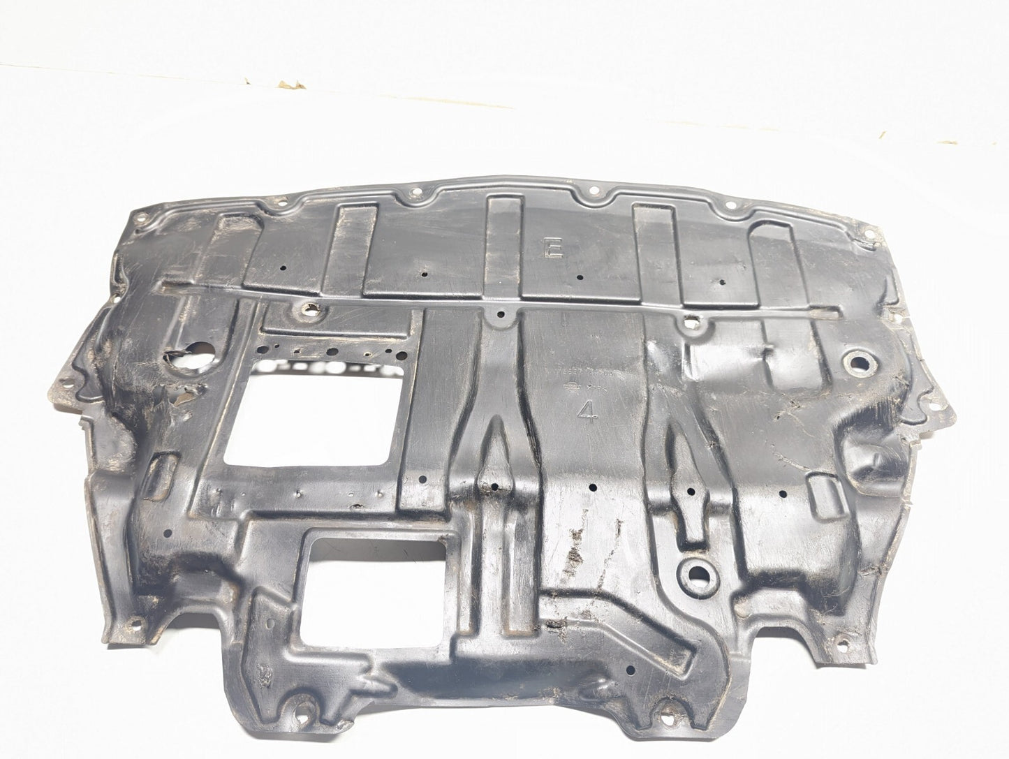 2014 Infiniti Q60 Coupe Front Engine Splash Shield OEM ✅