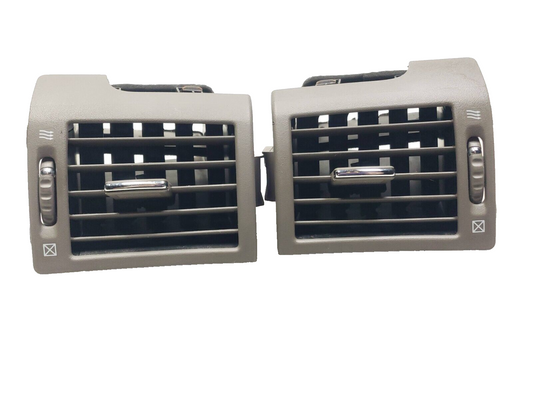 06 - 09 Infiniti M35 Dash Air Vent Pair OEM