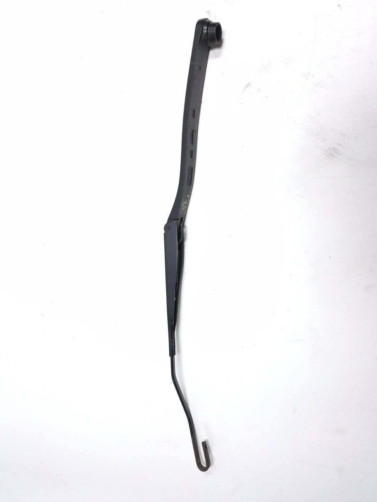 2015 Nissan Juke Windshield Wiper Arm Pair OEM